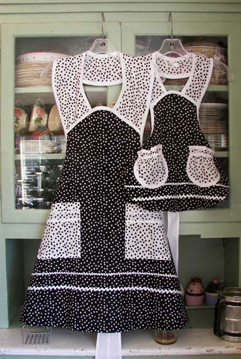 1940 Black Polka Dot Mother Daughter