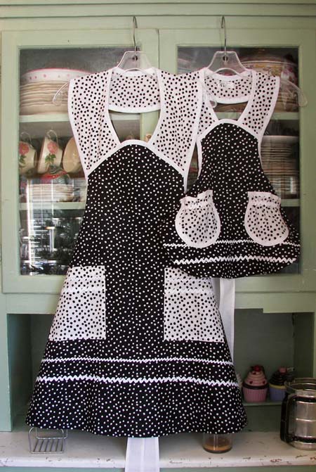 1940 Black Polka Dot Mother Daughter 