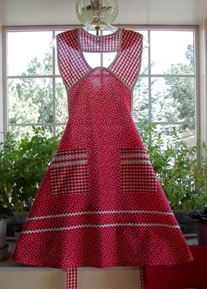 1940 in Red Poka Dot