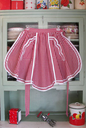 1944 retro half apron in red gingham