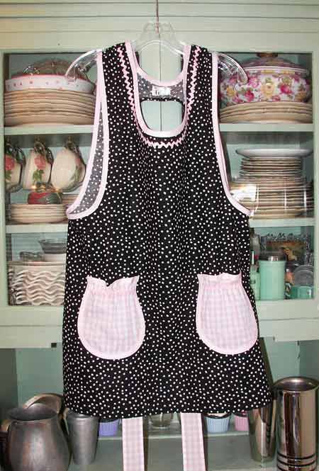 Black Polka Dot with pink gingham round pockets