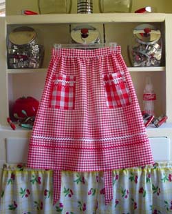 Red gingham half apron