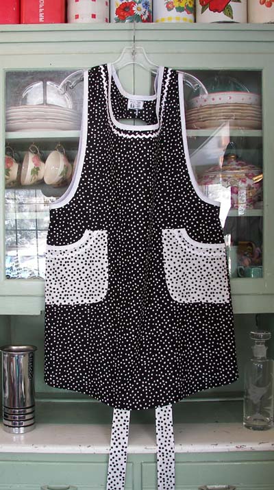 Violet Apron in Black Polka Dot